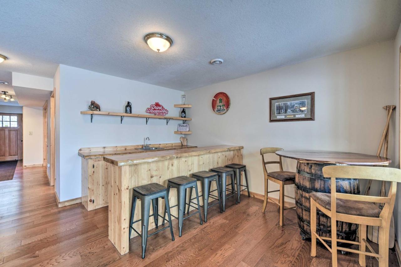 Scenic Hayward Lake View Retreat With Fire Pit Luaran gambar