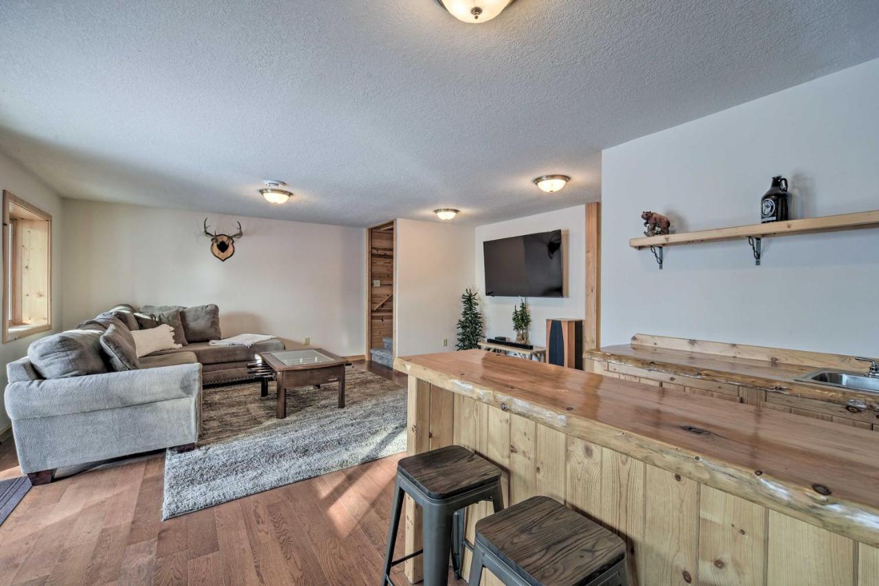 Scenic Hayward Lake View Retreat With Fire Pit Luaran gambar